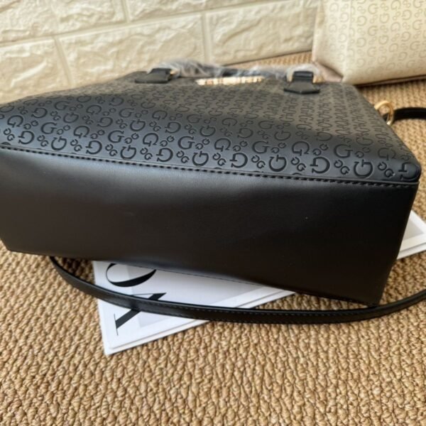 Guess bag PDD805 30x24.5x10cm