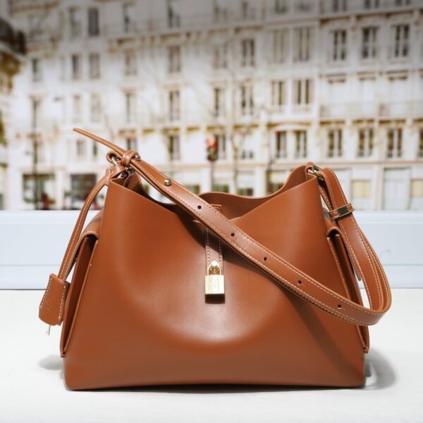 CHCH CHHC bag 240461 30.5-16-22cm