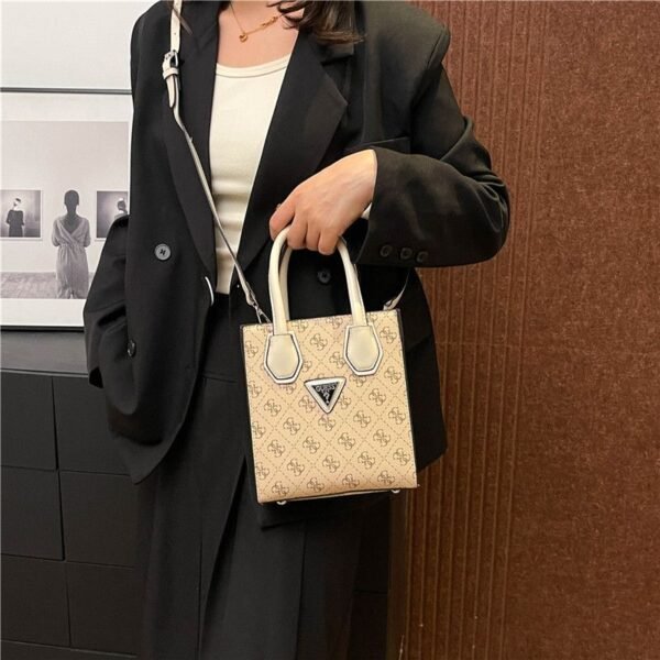 Guess bag PDD807 18-8-20cm