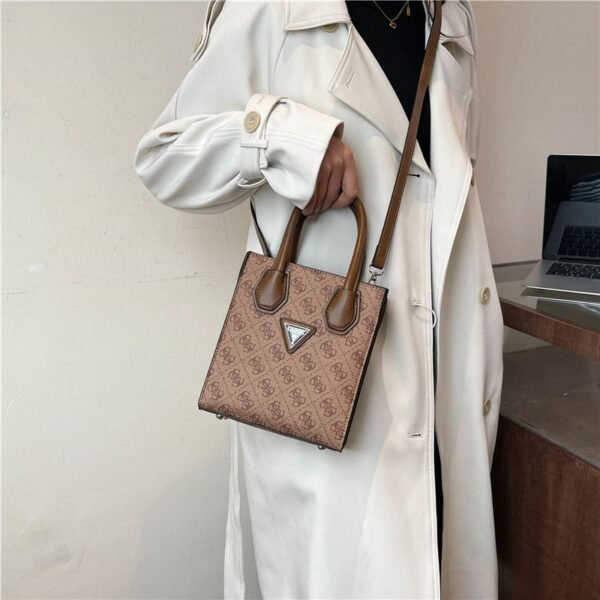 Guess bag PDD807 18-8-20cm