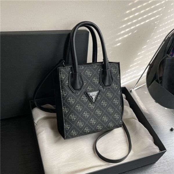 Guess bag PDD807 18-8-20cm