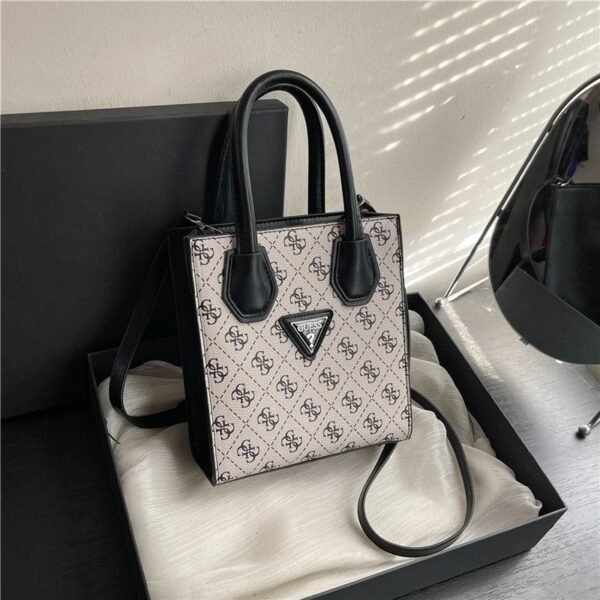 Guess bag PDD807 18-8-20cm