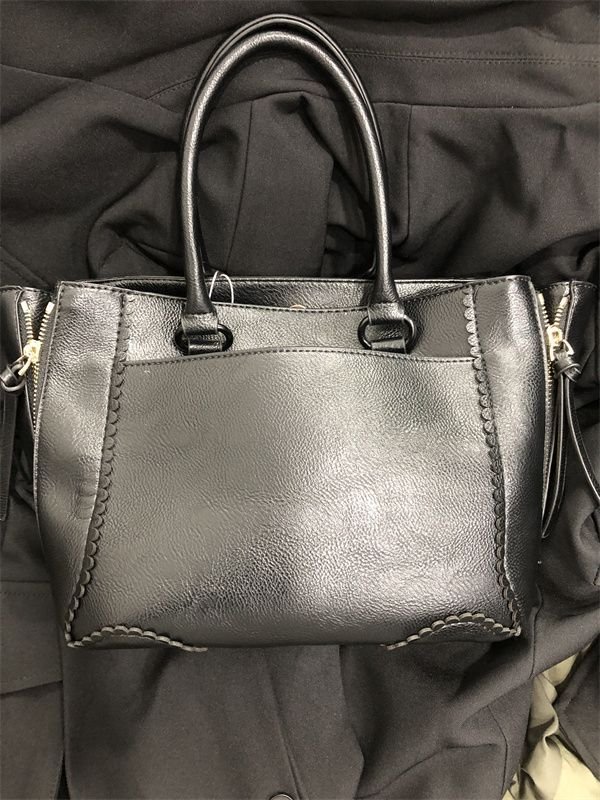 vivienne westwood bag pdd018 25x19x17cm