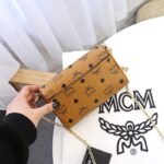 MCMS bag M05 L size 23x14cm, S size 21x12cm
