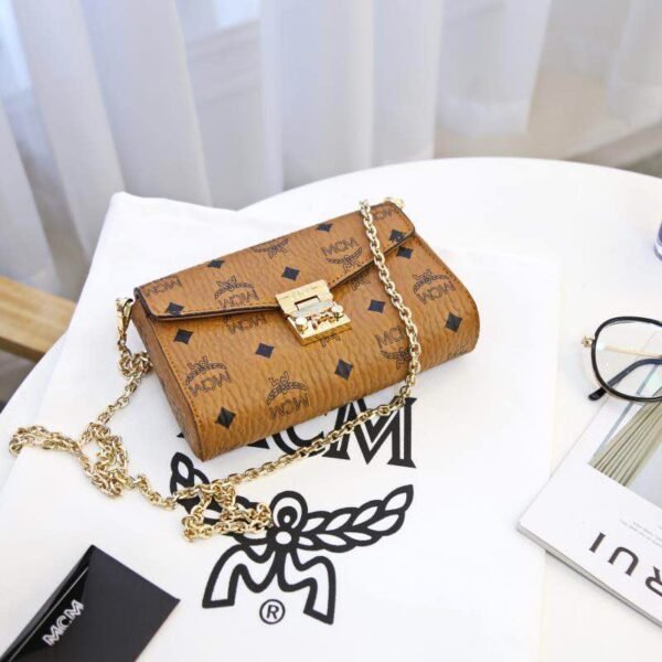 MCMS bag M05 L size 23x14cm, S size 21x12cm