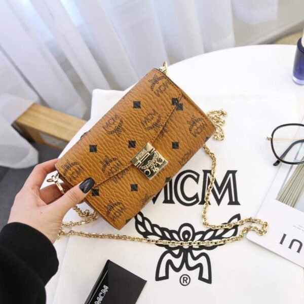 MCMS bag M05 L size 23x14cm, S size 21x12cm