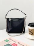 Longchamp bag LC77 size 19-6-14cm