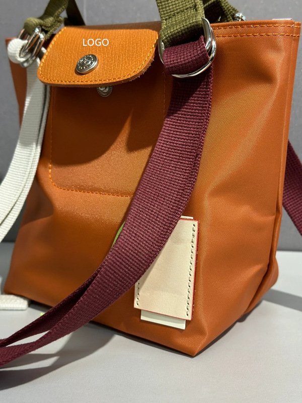 Longchamp bag LC59 size 17-20-15.5cm