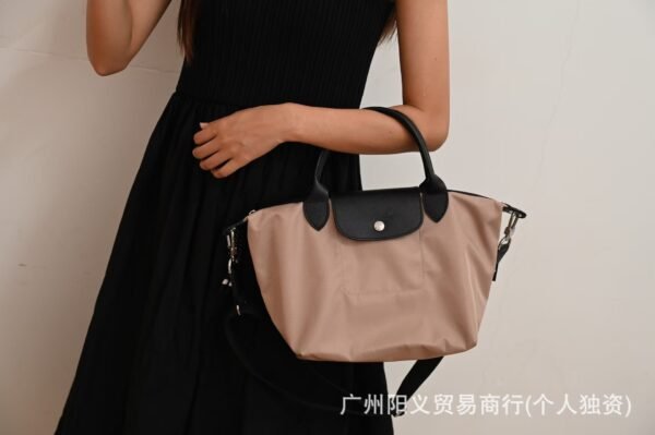 Longchamp bag LC46 mini size 17-13-14cm