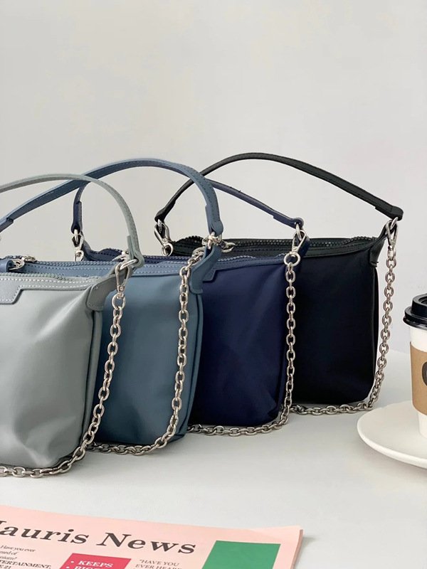 Longchamp bag LC77 size 19-6-14cm