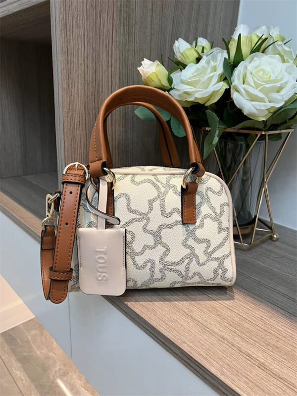 Bear bag 62043 size 19-7-14cm