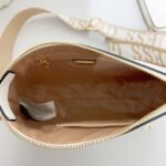 Guess bag LG904712 23.8-6-15.5cm