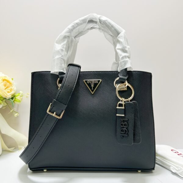 Guess bag BG787906 29-18-23.5cm