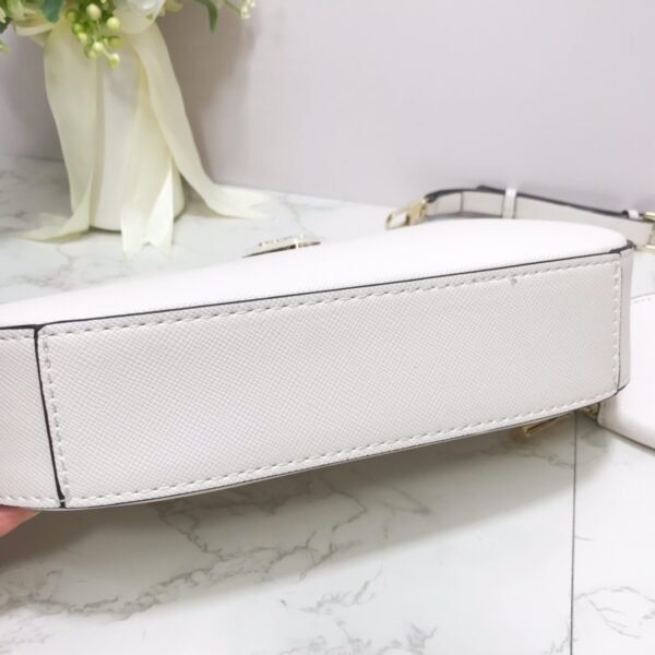 Guess bag VG841618 29.5-6-15cm
