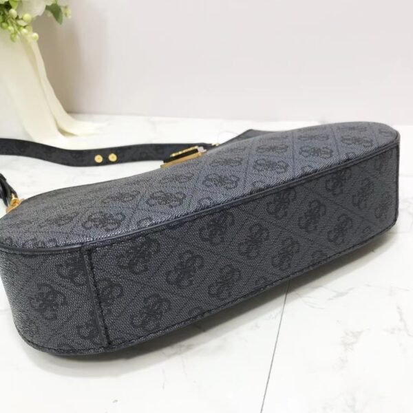 Guess bag VG841618 29.5-6-15cm