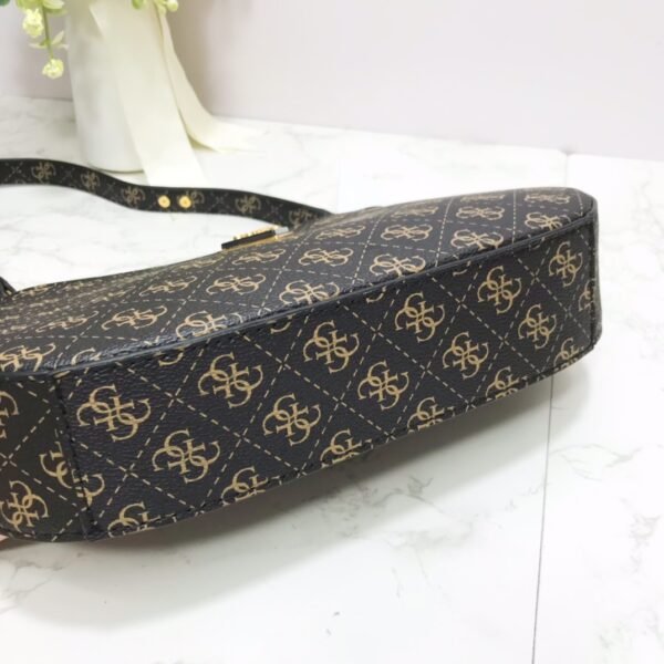 Guess bag VG841618 29.5-6-15cm