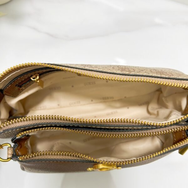 Guess bag VG788570 24-4-13.5cm