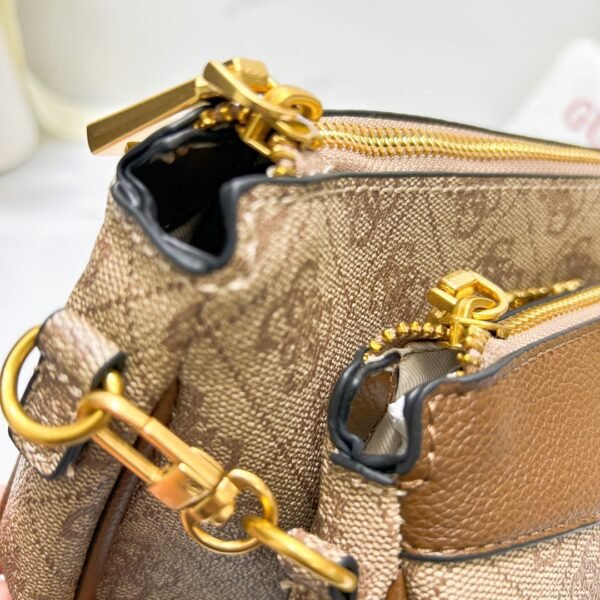 Guess bag VG788570 24-4-13.5cm