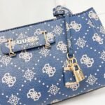 Guess bag VG788570 24-4-13.5cm