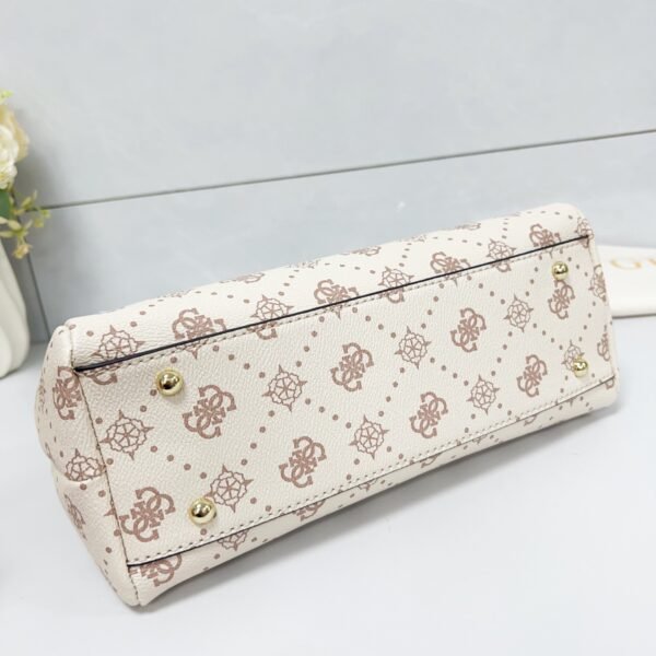 Guess bag VG788570 24-4-13.5cm