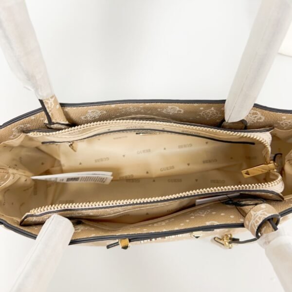 Guess bag VG788570 24-4-13.5cm