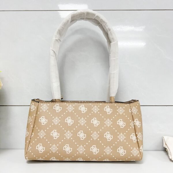 Guess bag VG788570 24-4-13.5cm