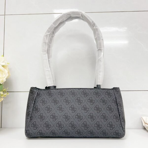 Guess bag VG788570 24-4-13.5cm