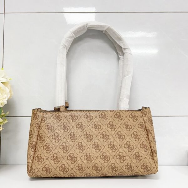 Guess bag VG788570 24-4-13.5cm
