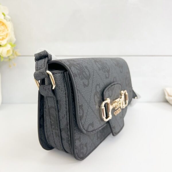 Guess bag VG992421 21.2-6-13.5cm