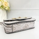 Guess bag VG992421 21.2-6-13.5cm