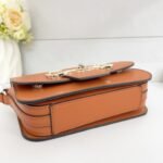 Guess bag VG992421 21.2-6-13.5cm