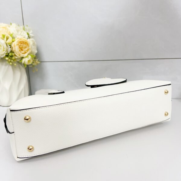 Guess bag BG993208 33-9-13.5cm