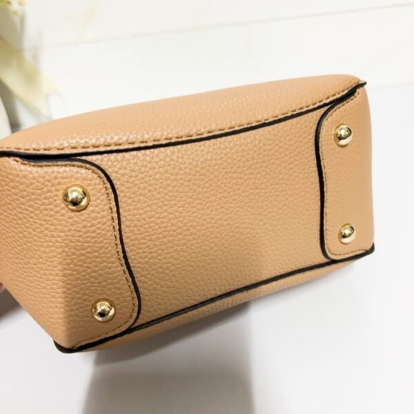 Guess bag PD964803 18-9-21cm