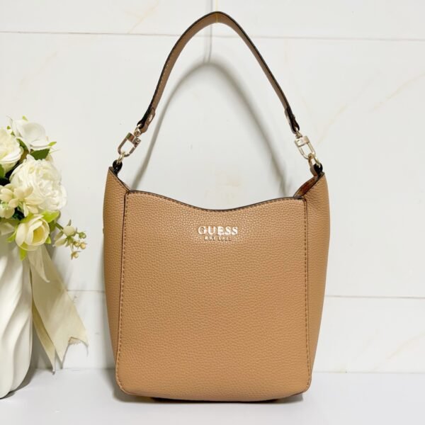 Guess bag PD964803 18-9-21cm