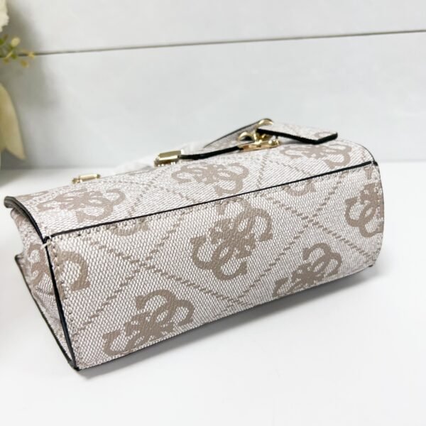 Guess bag OS965506 21.5-8-14.3cm