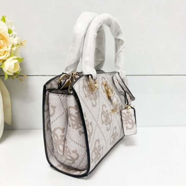 Guess bag OS965506 21.5-8-14.3cm