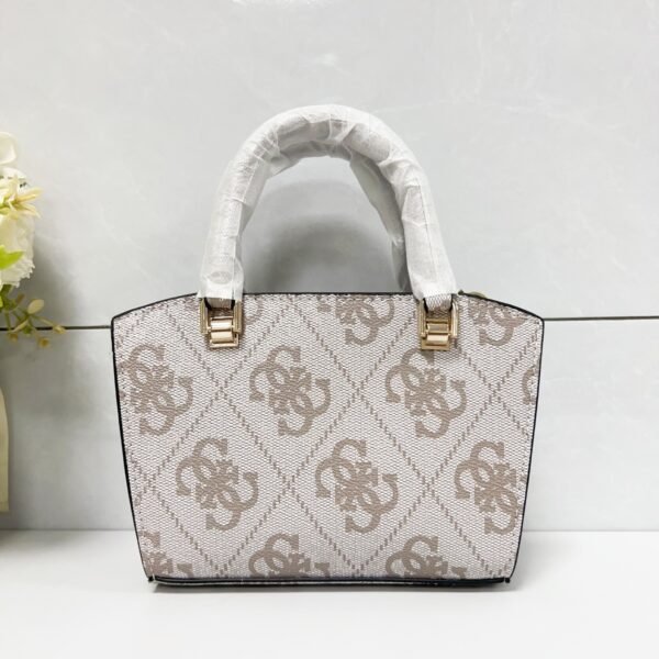 Guess bag OS965506 21.5-8-14.3cm