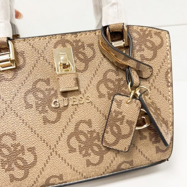 Guess bag OS965506 21.5-8-14.3cm