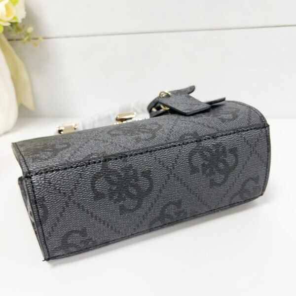 Guess bag OS965506 21.5-8-14.3cm