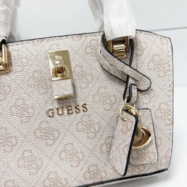 Guess bag OS965506 21.5-8-14.3cm