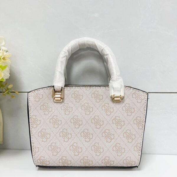 Guess bag OS965506 21.5-8-14.3cm