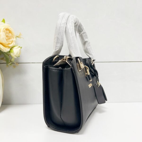 Guess bag OS965506 21.5-8-14.3cm