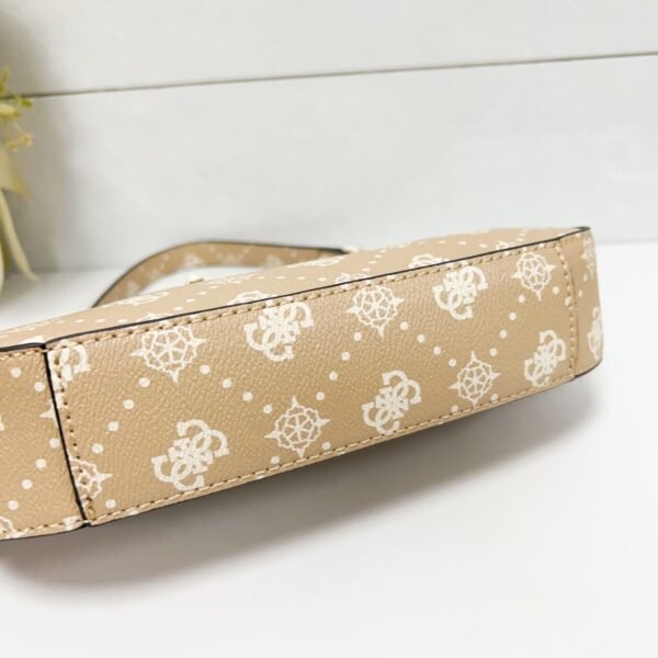 Guess bag GB989818 27-15-5.5cm