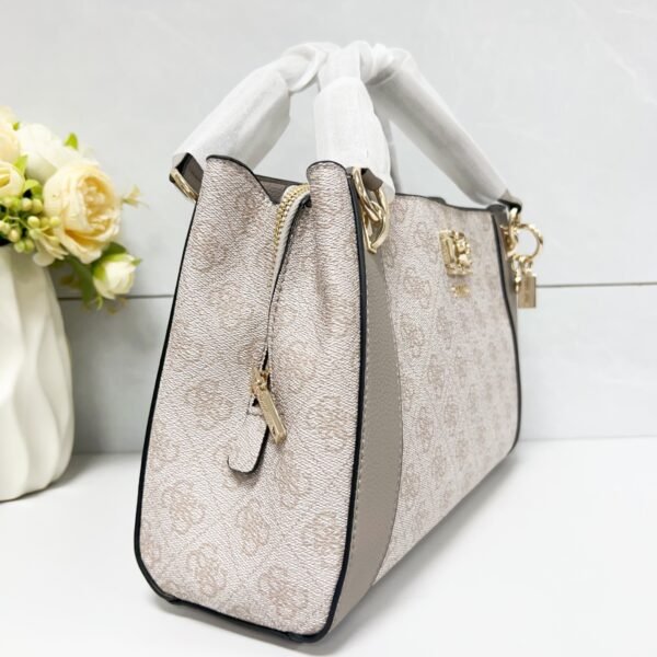 Guess bag PDD825 30.3-10.3-19.5cm