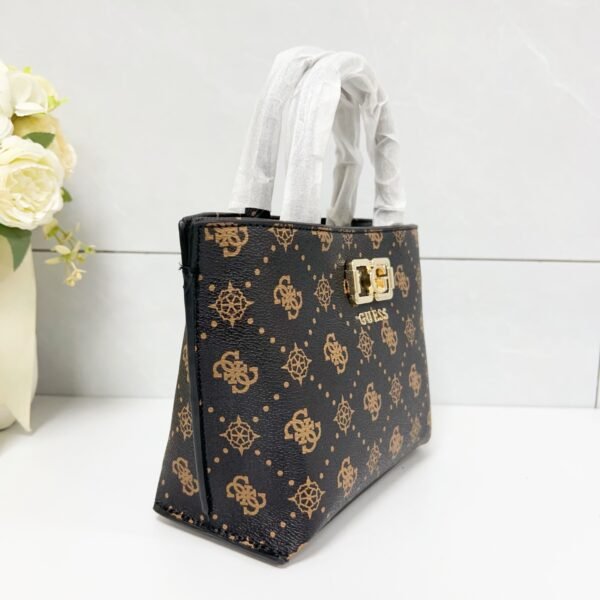 Guess bag GP992875 19-8.3-16.5cm