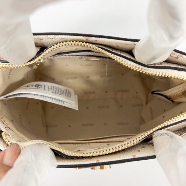 Guess bag GP992875 19-8.3-16.5cm