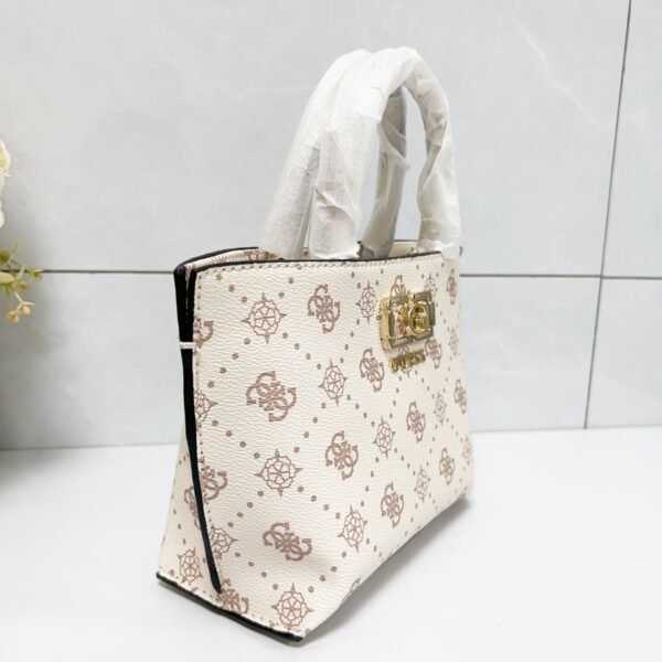 Guess bag GP992875 19-8.3-16.5cm
