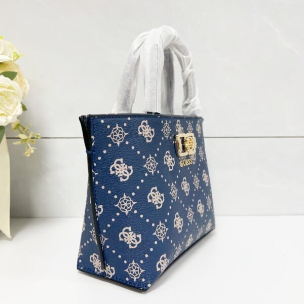 Guess bag GP992875 19-8.3-16.5cm