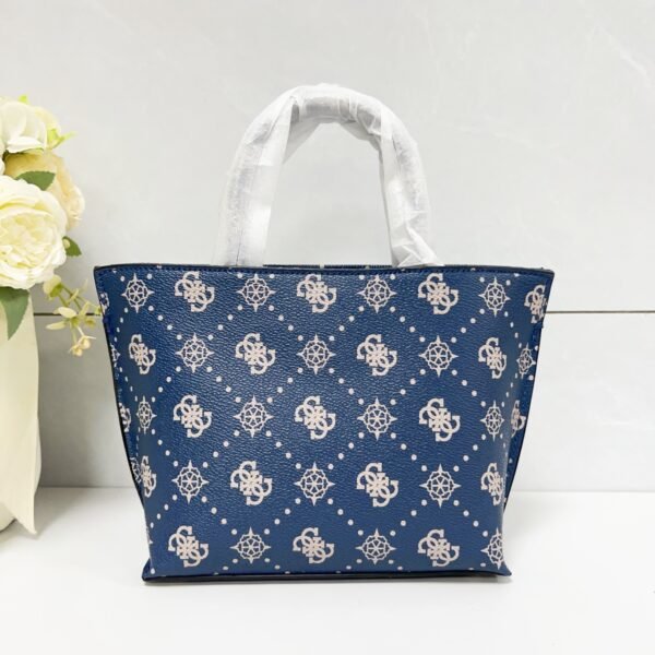 Guess bag GP992875 19-8.3-16.5cm