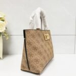 Guess bag GP992875 19-8.3-16.5cm